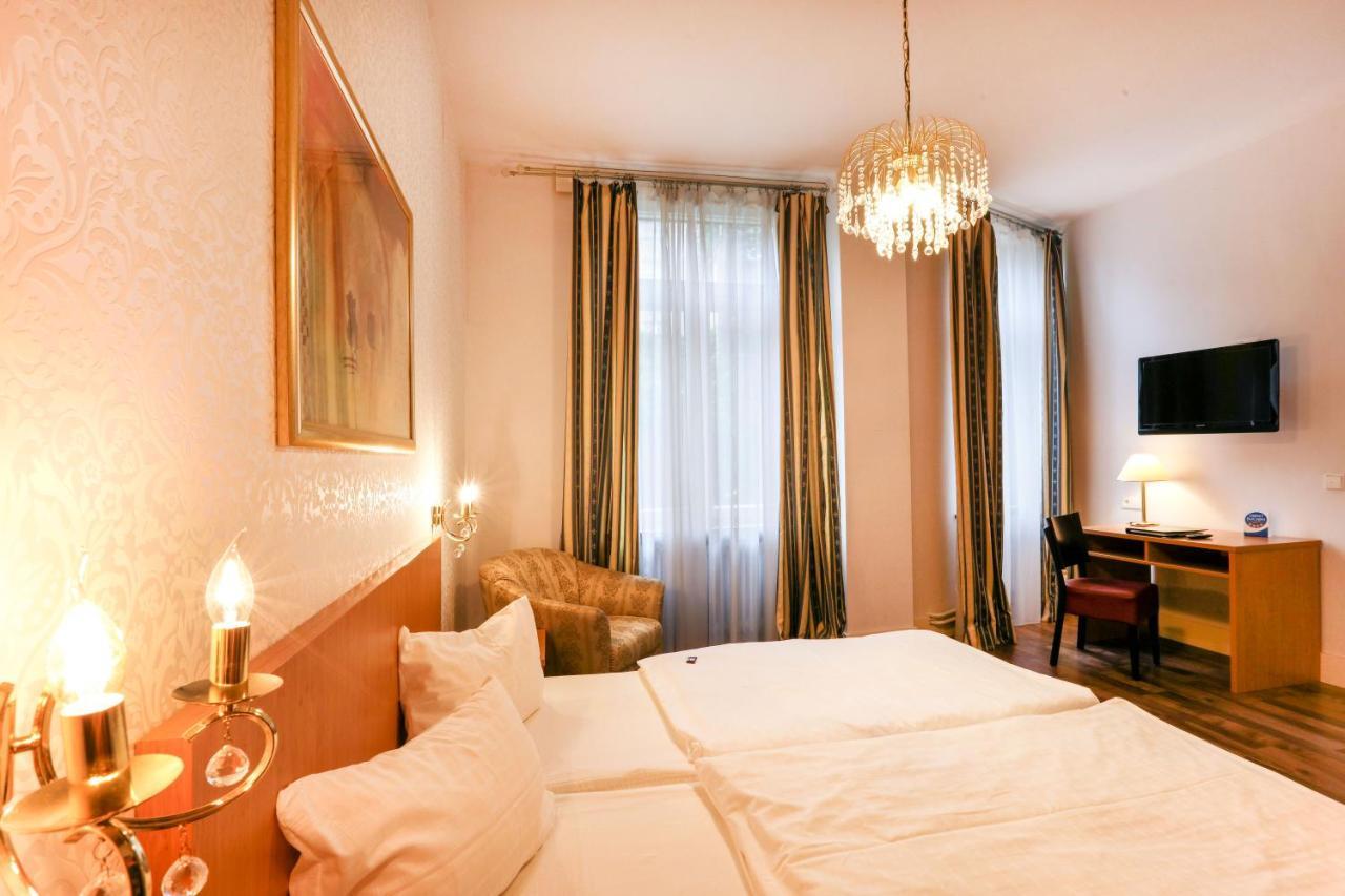 Hotel Markgraefler Hof Karlsruhe Buitenkant foto